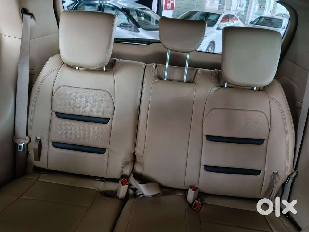 Kia Carnival Premium, 2020, Petrol