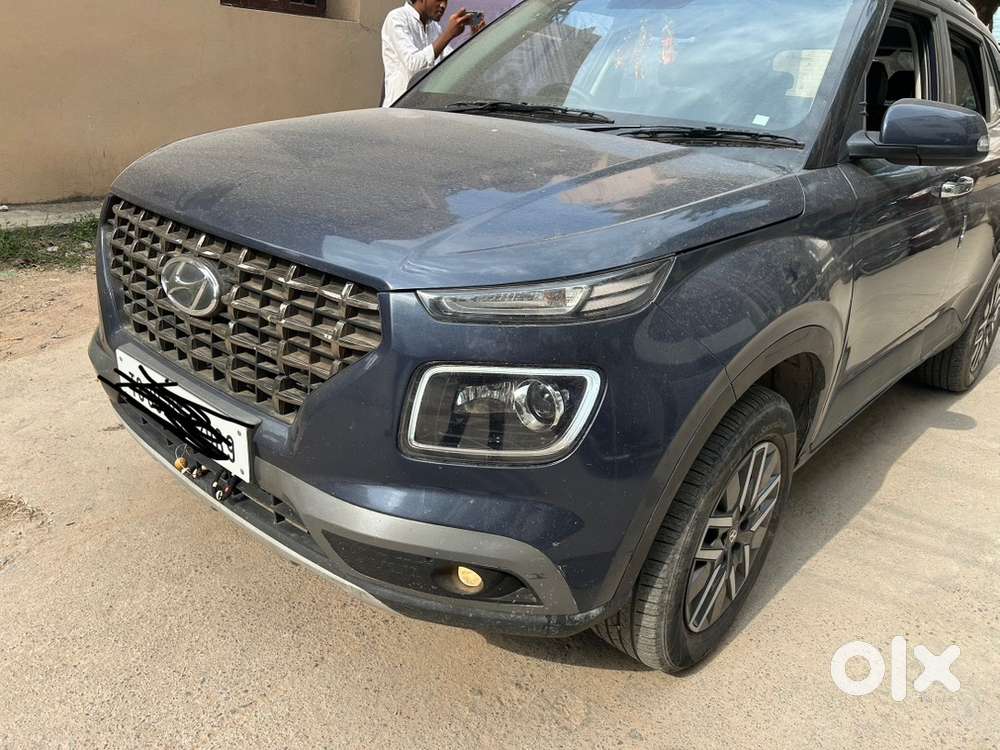 Hyundai Venue Petrol 2022