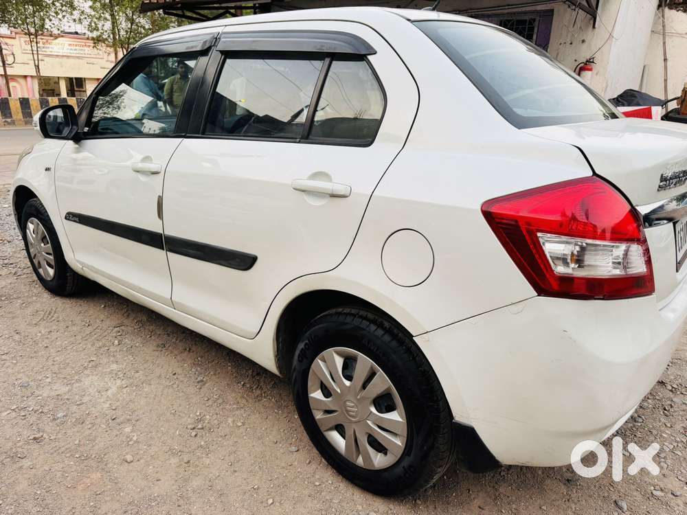 Maruti Suzuki Swift Dzire 1.2 Vxi Bsiv, 2013, Petrol