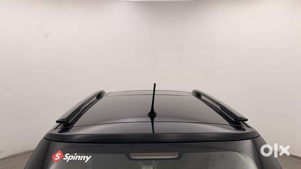 Mahindra Xuv300 W6, 2022, Petrol