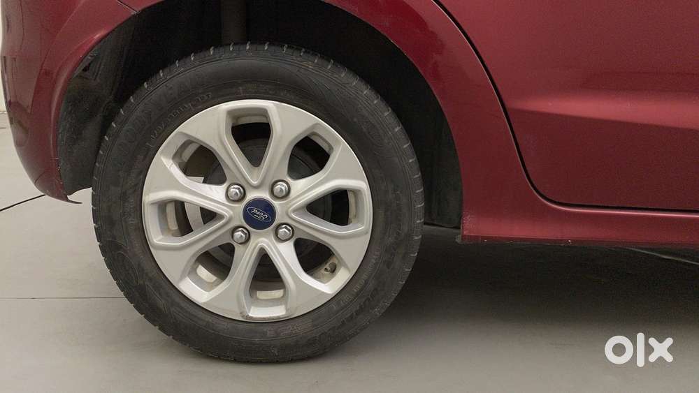 Ford Figo 1.2p Titanium Plus Mt, 2016, Petrol