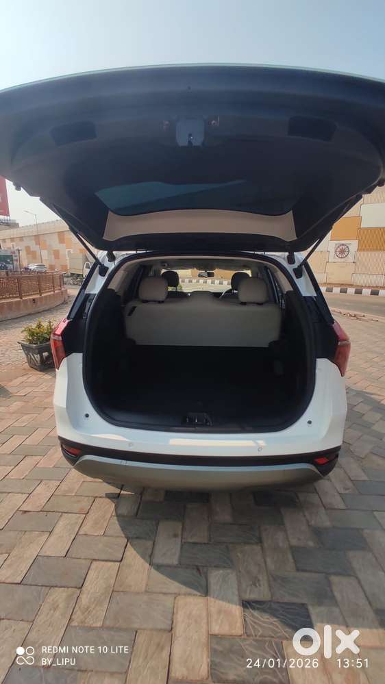 Mahindra Xuv700 2.2 Ax 5 Diesel Mt Str, 2023, Diesel
