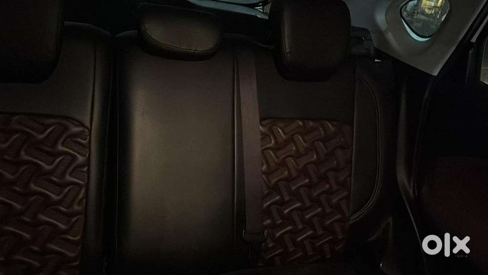 Maruti Suzuki Fronx 2025 Petrol Well Maintained