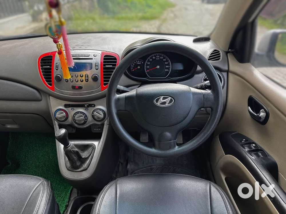 Hyundai I10 Sportz, 2016, Petrol