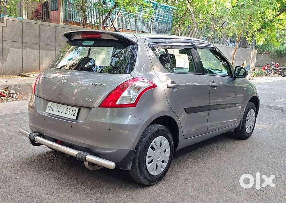 Maruti Suzuki Swift Vxi 1.2 Abs Bs-iv, 2014, Petrol