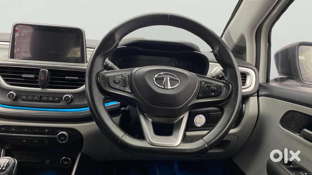 Tata Altroz Xz, 2020, Petrol