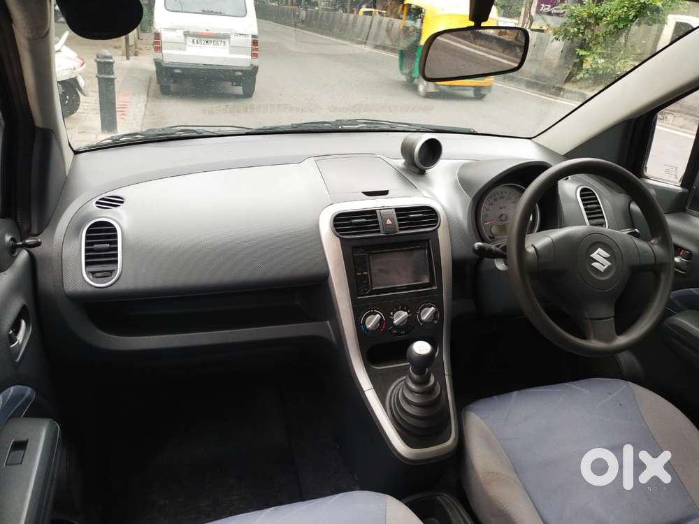 Maruti Suzuki Ritz Vxi, 2011, Petrol