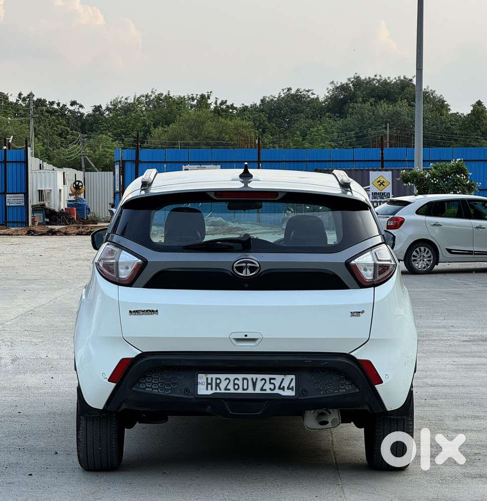 Tata Nexon 1.2 Revotron Xz Plus Dual Tone, 2019, Petrol