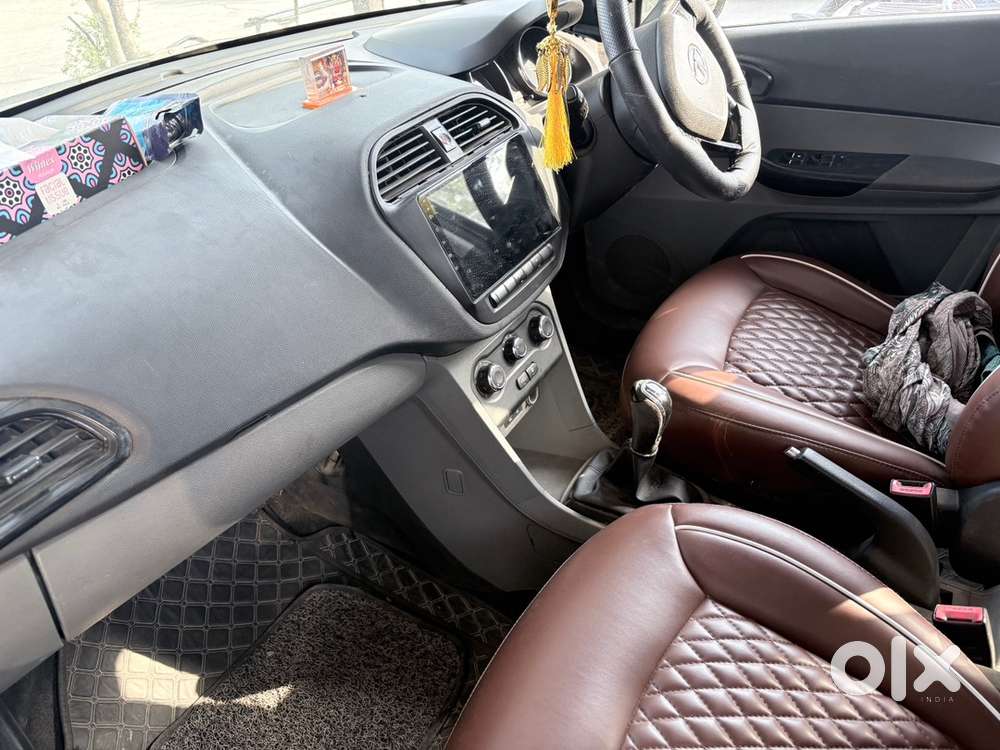 Tata Tigor Petrol 2018