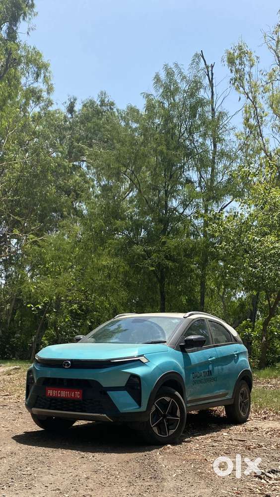 Tata Nexon Fearless Plus (ps)  1.2 Petrol Dca (adas), 2024, Cng & Hy..