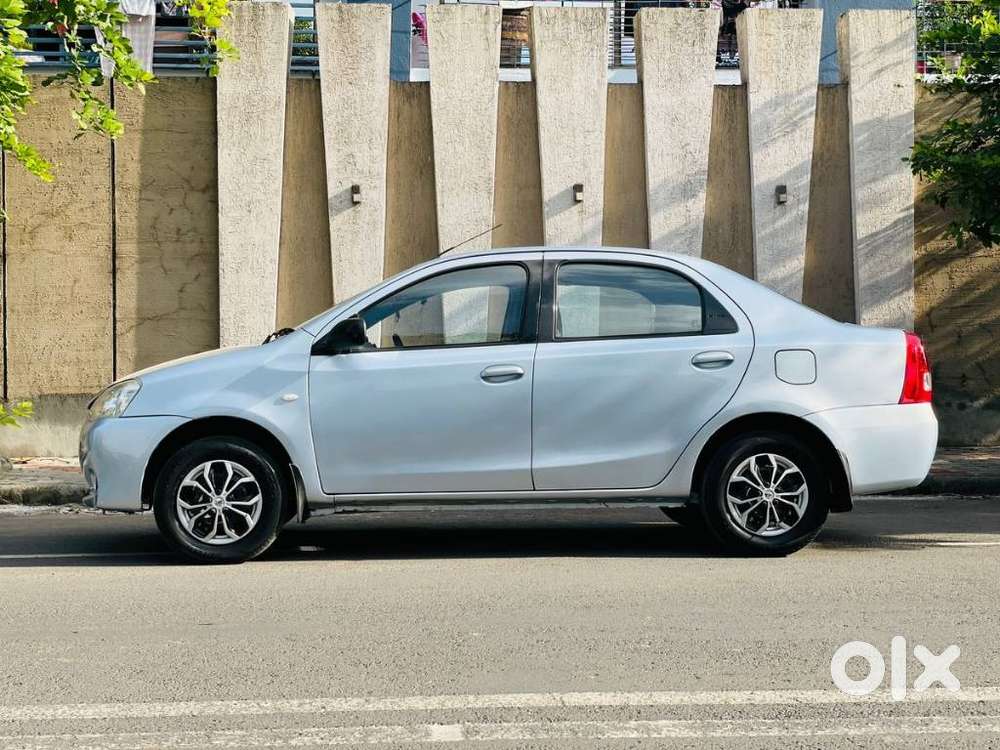 Toyota Etios 2010-2012 Vx, 2011, Cng & Hybrids