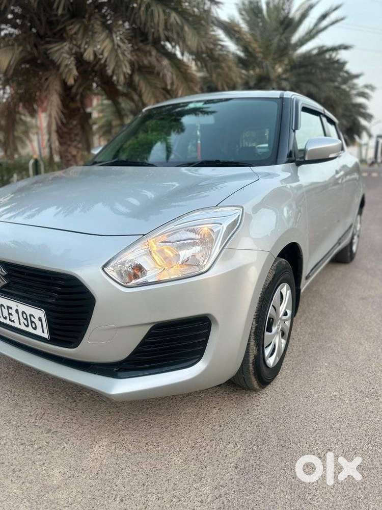 Maruti Suzuki Swift Vxi + Manual, 2018, Petrol