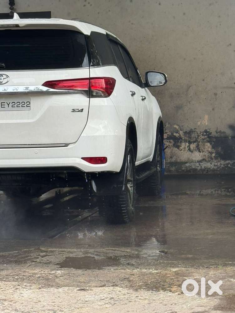 Toyota Fortuner 2019 Diesel Well Maintained