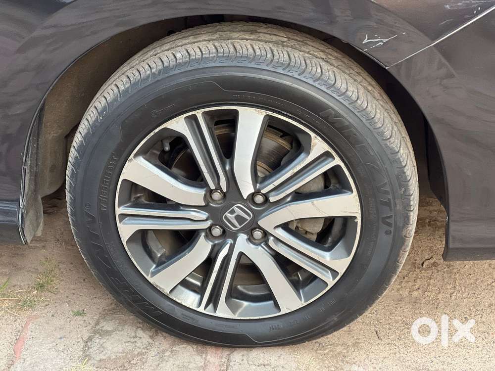 Honda City 1.5 V 5th Gen I-vtec Mt, 2019, Petrol