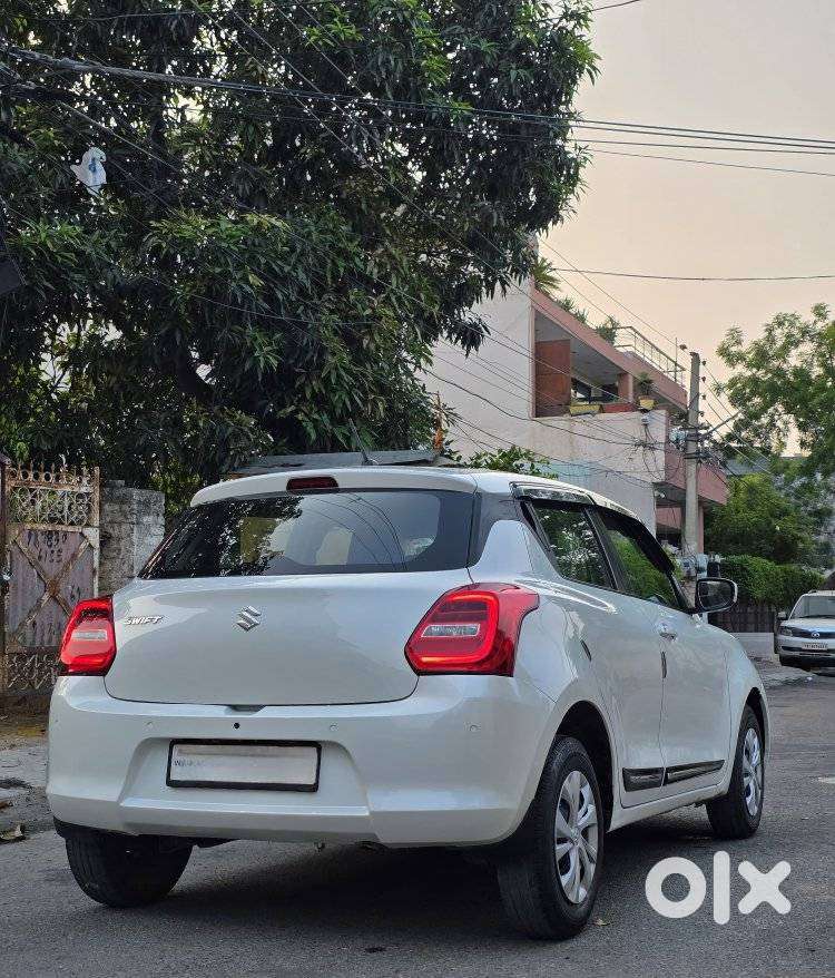Maruti Suzuki Swift Vvt Vxi, 2023, Petrol