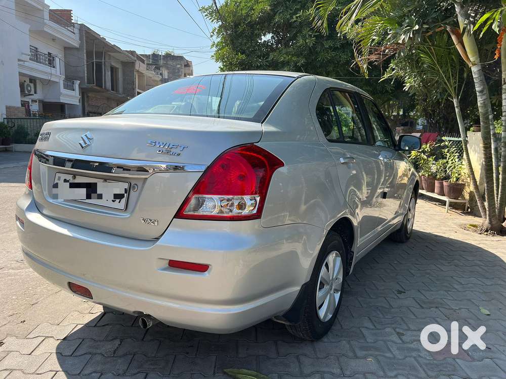 Maruti Suzuki Swift Dzire Vxi Optional, 2011, Petrol