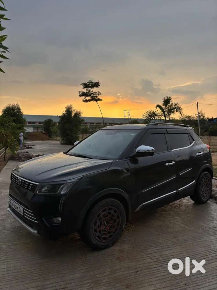 Mahindra Xuv300 2022 Diesel Well Maintained