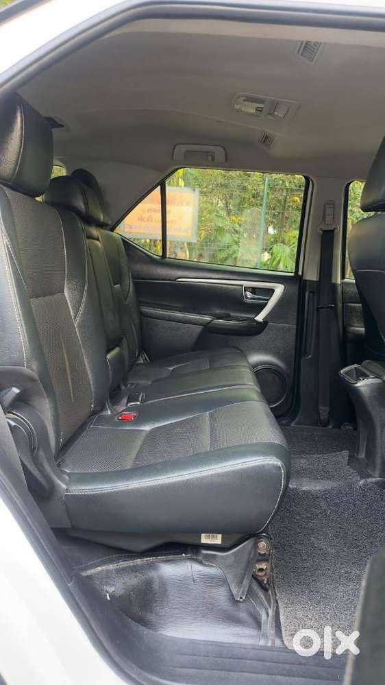 Toyota Fortuner 4x2 Mt 2.8 Diesel, 2022, Diesel