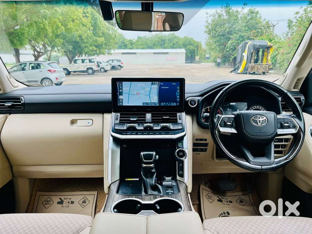 Toyota Land Cruiser 3.3 Zx Diesel, 2023, Diesel