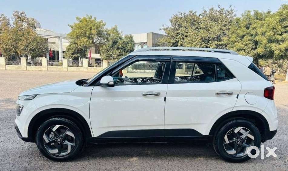 Hyundai Venue Sx Plus Turbo Dct, 2020, Petrol