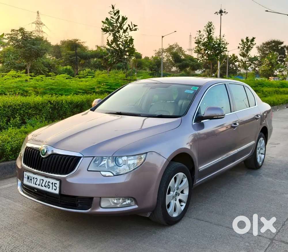 Skoda Superb 2013 Petrol 78000 Km Second Owner