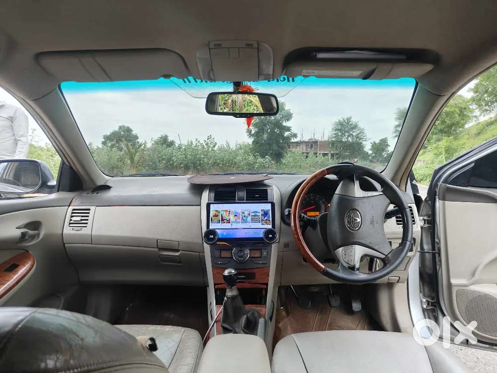 Toyota Corolla Altis 2010