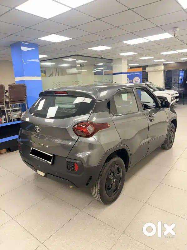 Tata Punch Adventure Amt, 2023, Petrol