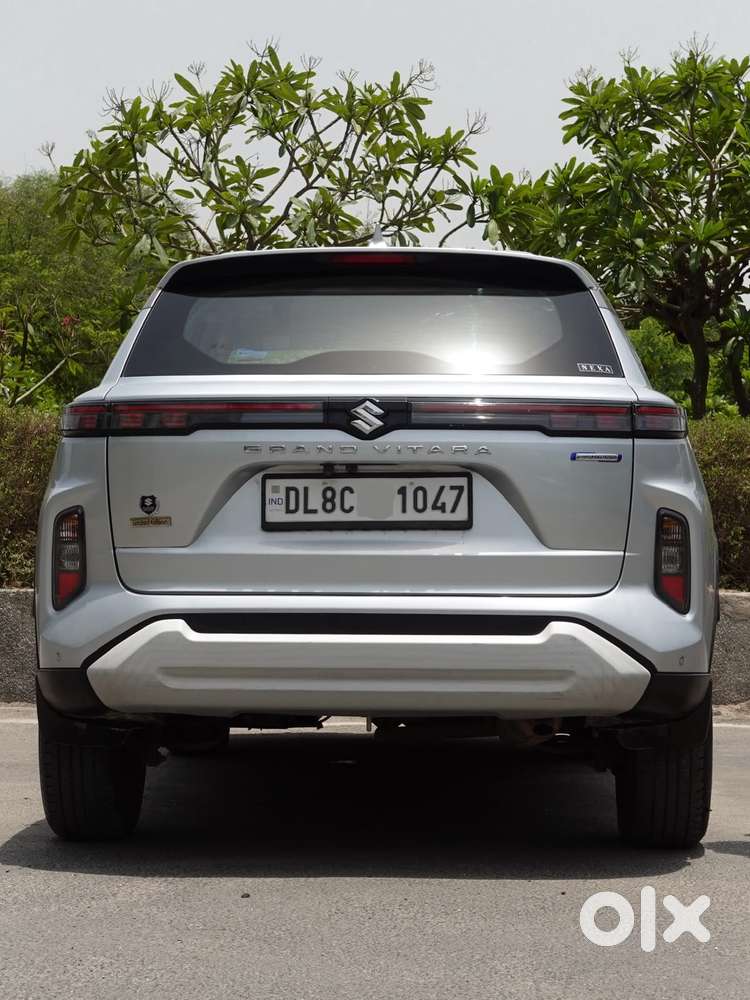 Maruti Suzuki Grand Vitara 1.5 Delta Smart Hybrid At, 2023, Petrol