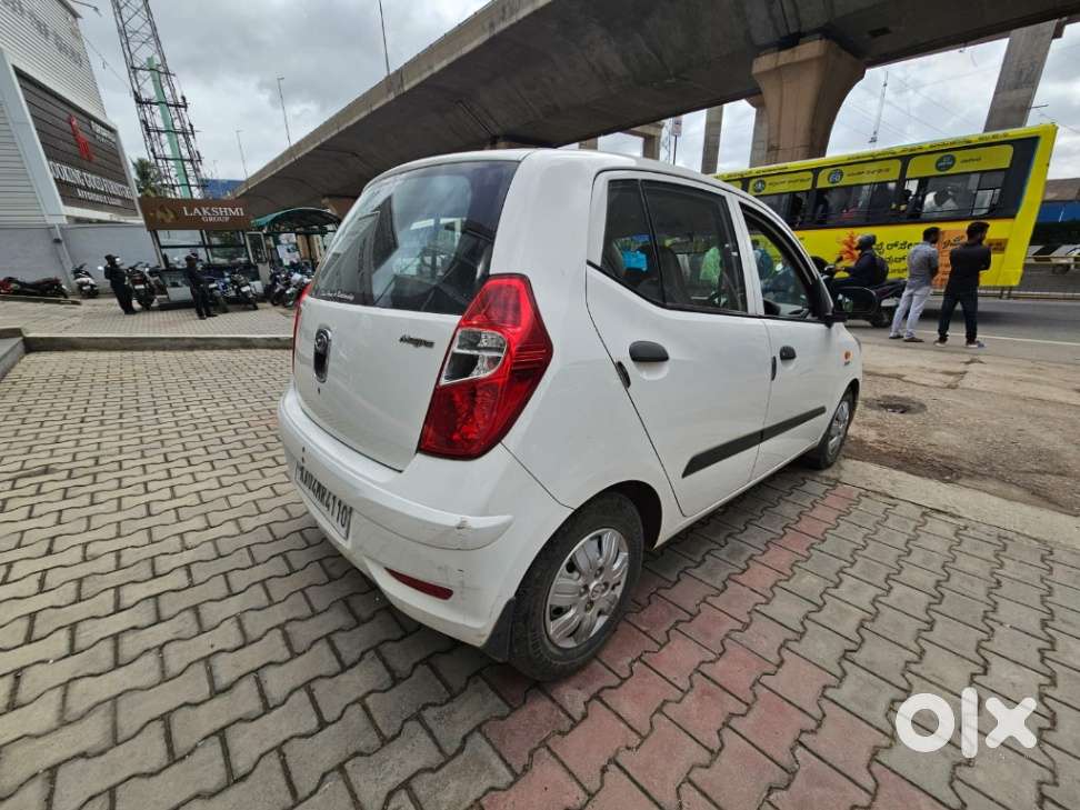 Hyundai I10 Magna O, 2016, Petrol