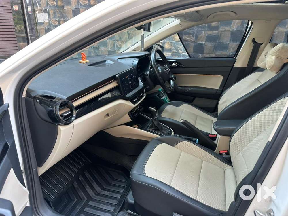 Skoda Slavia Showroom Maintained Vip Number Automatic