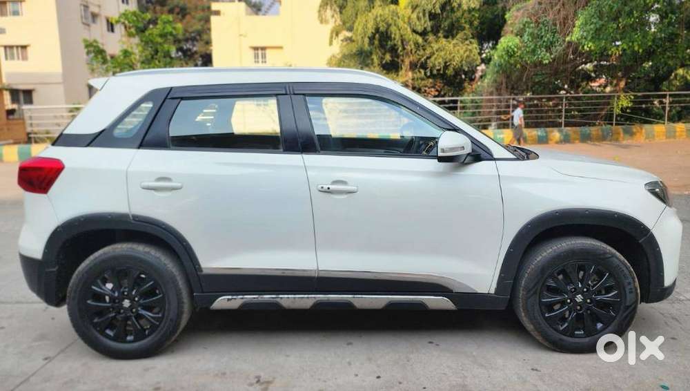Maruti Suzuki Brezza 1.5 Zxi Smart Hybrid, 2020, Petrol