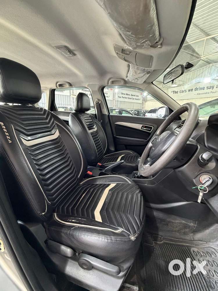 Maruti Suzuki Brezza Zdi+ Dual Tone, 2018, Diesel