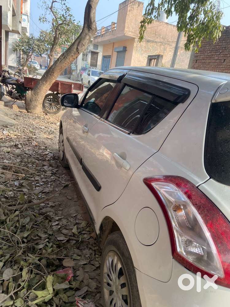 Maruti Suzuki Swift Vxi 2015