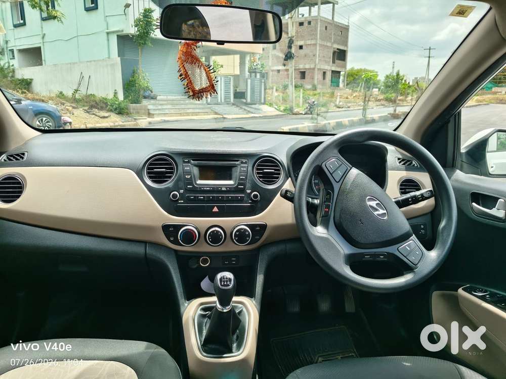 Hyundai Grand I10 Sportz Edition, 2016, Petrol