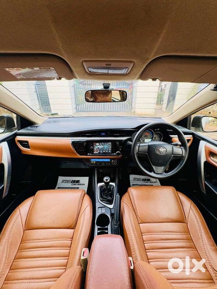 Toyota Corolla Altis 2013-2017 D-4d J, 2016