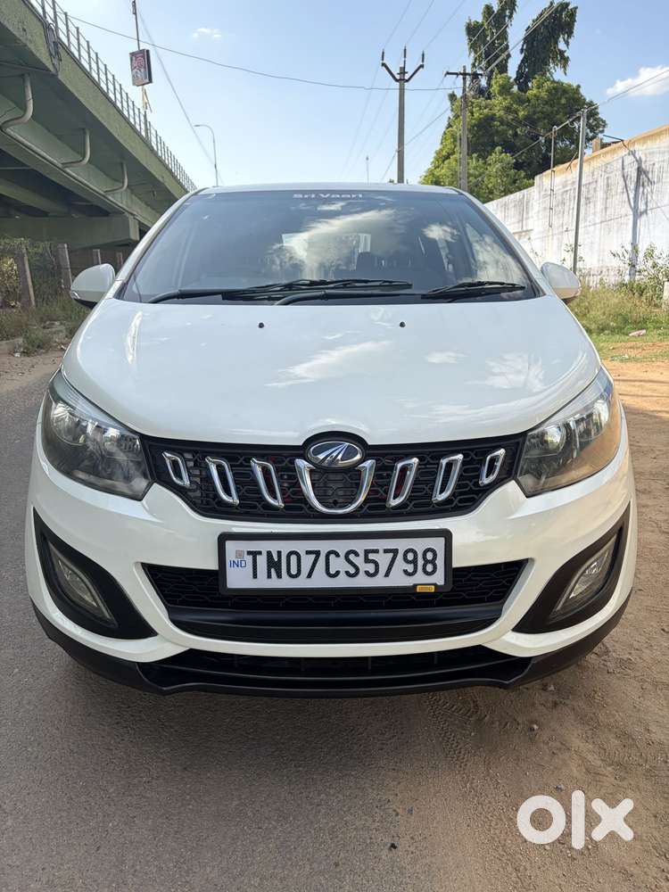Mahindra Marazzo M4, 2019, Diesel