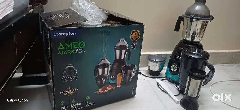Crompton mixer with 3 jar for sale