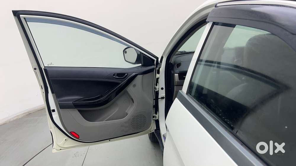 Tata Nexon 1.2 Revotron Xm, 2019, Petrol