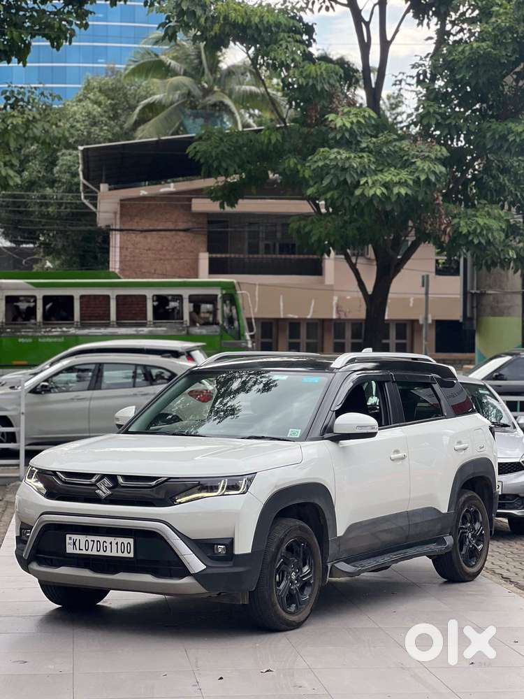 Maruti Suzuki Brezza 1.5 Zxi At Smart Hybrid, 2025, Petrol