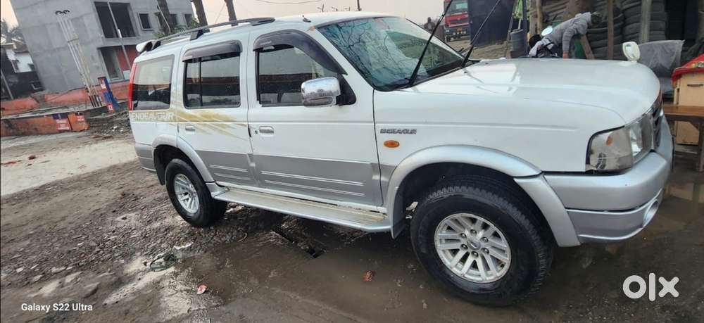 Ford Endeavour 2007 Diesel 128000 Km Driven