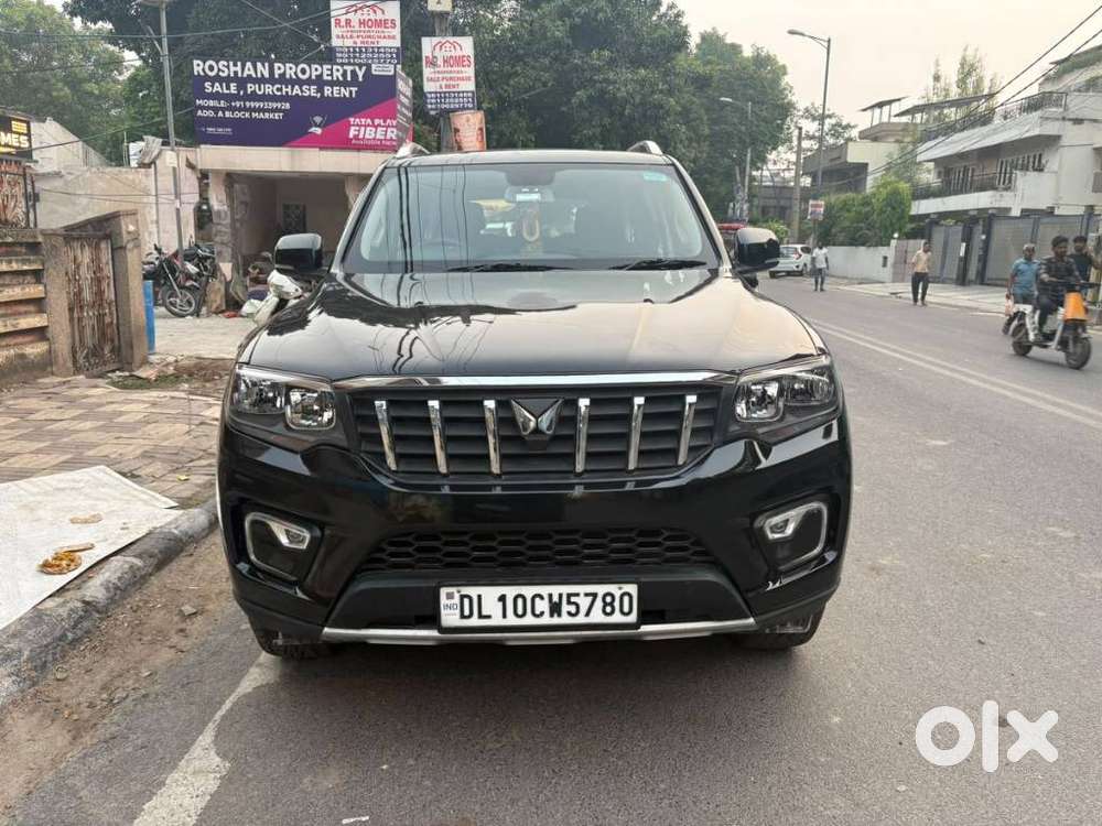 Mahindra Scorpio-n 2.0 Z2 Petrol Mt 7 Str, 2023, Petrol