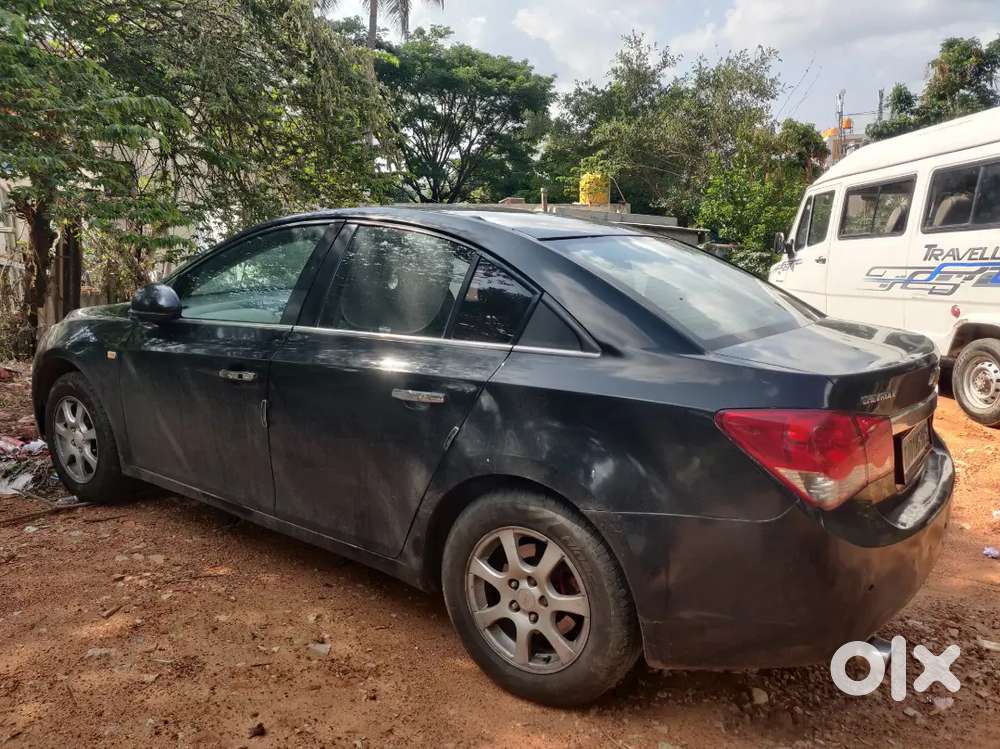 Chevrolet Cruze 2011 Diesel Well Maintained