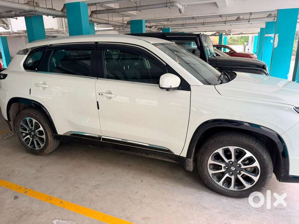 Maruti Suzuki Grand Vitara 1.5 Alpha Plus Intelligent Hybrid Ecvt, 2..