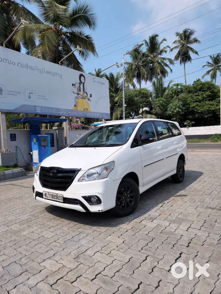 Toyota Innova 2013