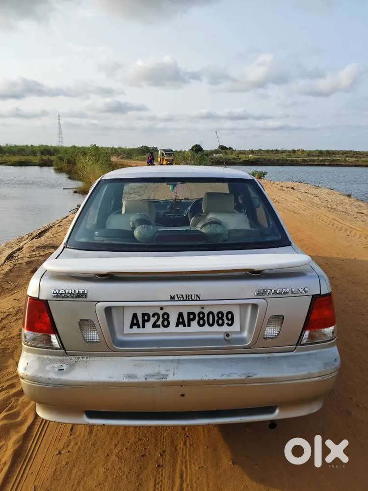 Maruti Suzuki Esteem (2005)