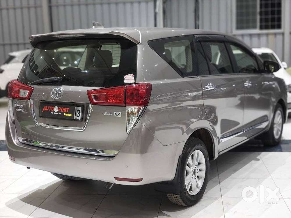 Toyota Innova Crysta 2.4 Vx Mt 8s, 2019, Diesel