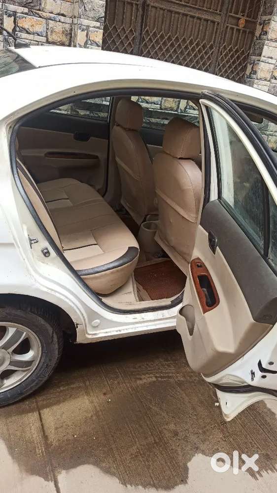 Hyundai Verna 2010 Diesel 123000 Km Driven 2010 To 2030