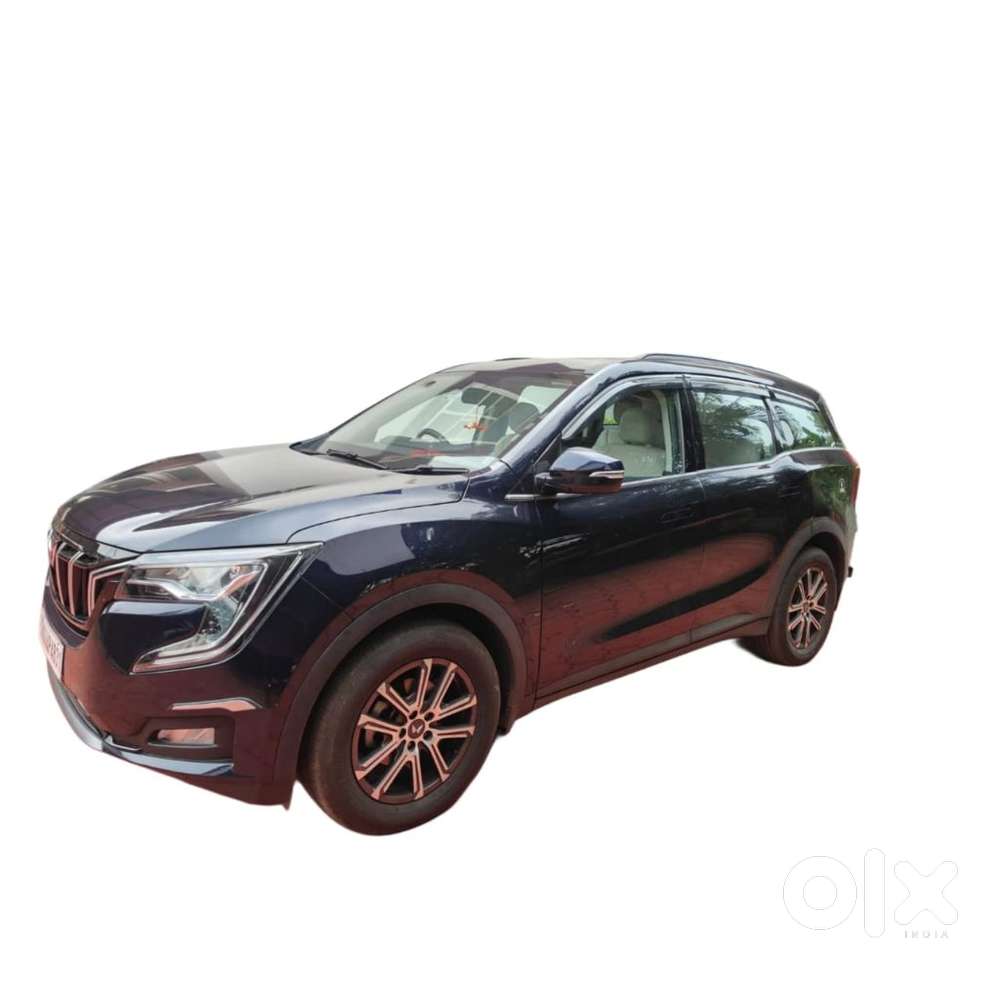 Mahindra Xuv700 2.0 Ax 7 Petrol Mt Str, 2023, Petrol