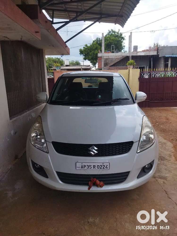 Maruti Suzuki Swift 2013 Petrol