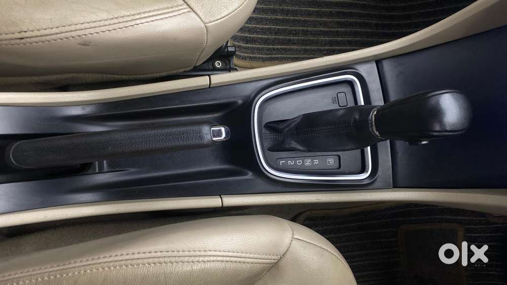 Maruti Suzuki Ciaz 1.5 Alpha Shvs Petrol, 2019, Petrol